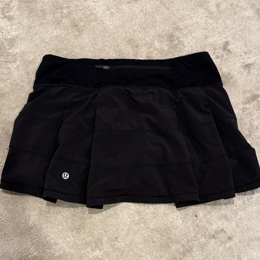 Lululemon Black Athletic Skirt- women’s size 4 - Picture 2 of 7